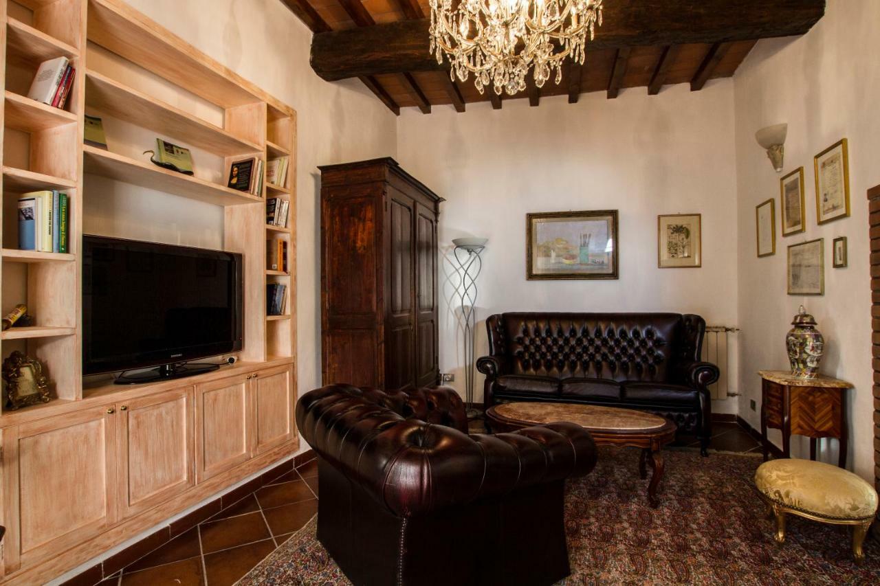Borgo Della Rocca Bed & Breakfast Montemurlo Exterior photo